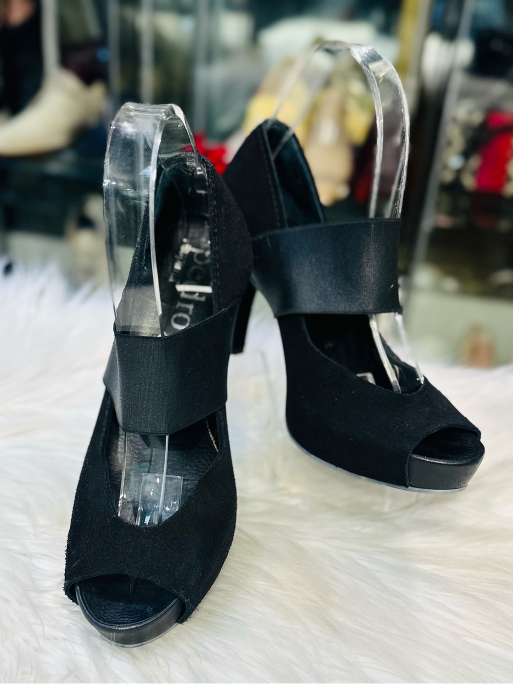 Pedro Garcia Women's Black Open-Toe Mid Heel Sandals size 38.5
